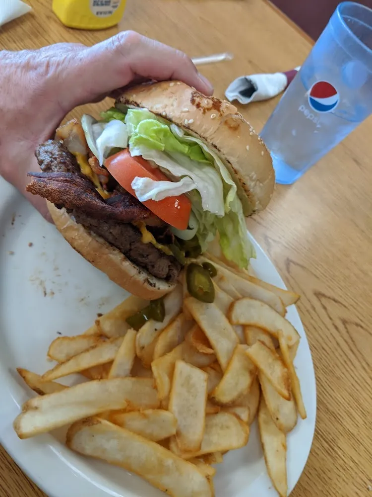 Cheeseburger Deluxe